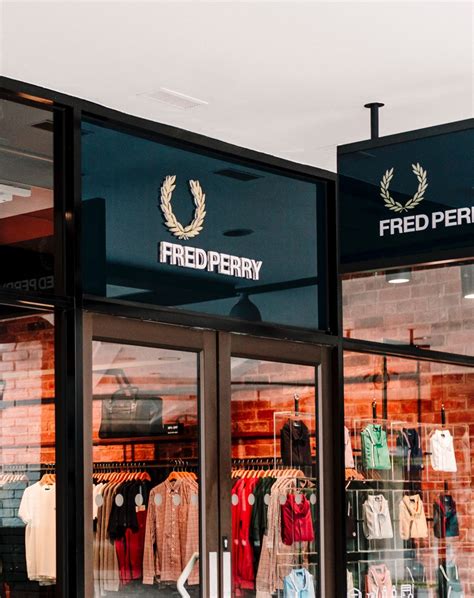 fred perry cheshire oaks
